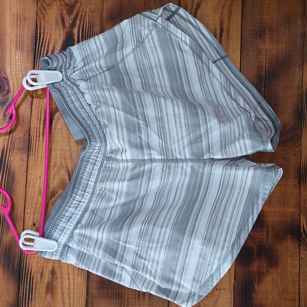 Lululemon run roll down shorts